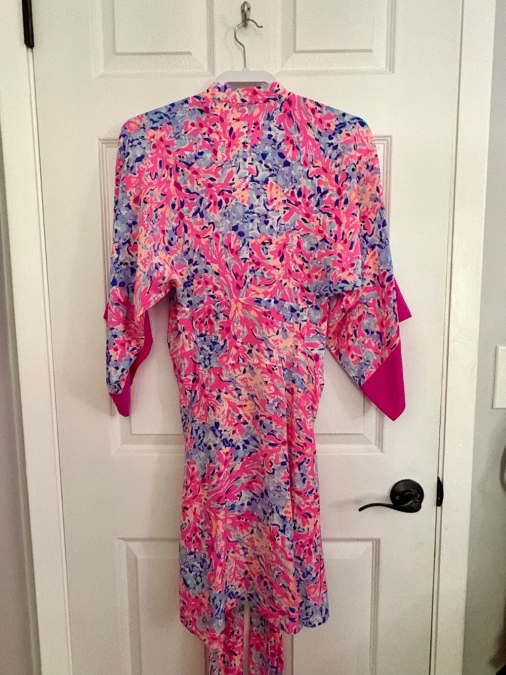 Lilly Pulitzer Pink Multi Floral Mini Kimono Dress w Sash & Bow & deep V-neck- M - Picture 5 of 9